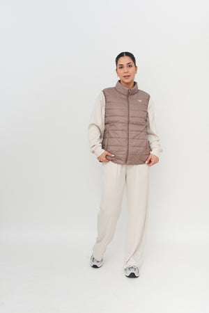 Dione Vest Tierra